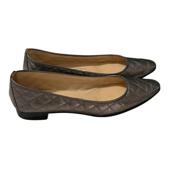 Manolo Blahnik Giungla Leather Quilted Flats - Picture 2 of 6